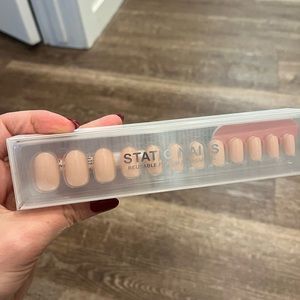 Static Nails Silk Round